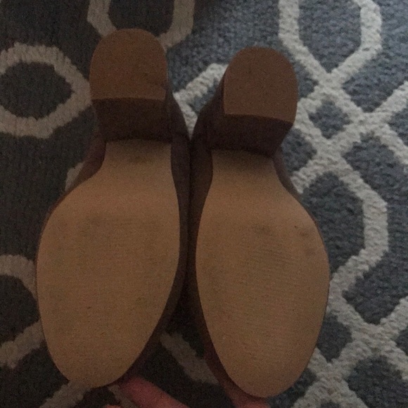 BROWN LACE UP FAUX SUEDE BOOTIES WITH SIDE ZIPPER - Picture 5 of 6